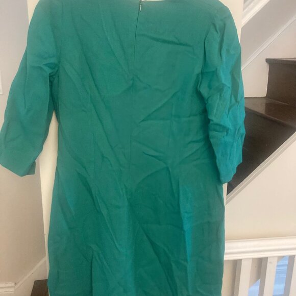 Green dress with heart pockets - Picture 3 of 5